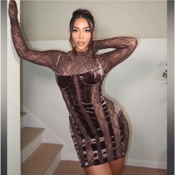 House of CB Dresses & Skirts - House of CB 'Marica' Brown Velvet & Lace Corset Dress NWT size S